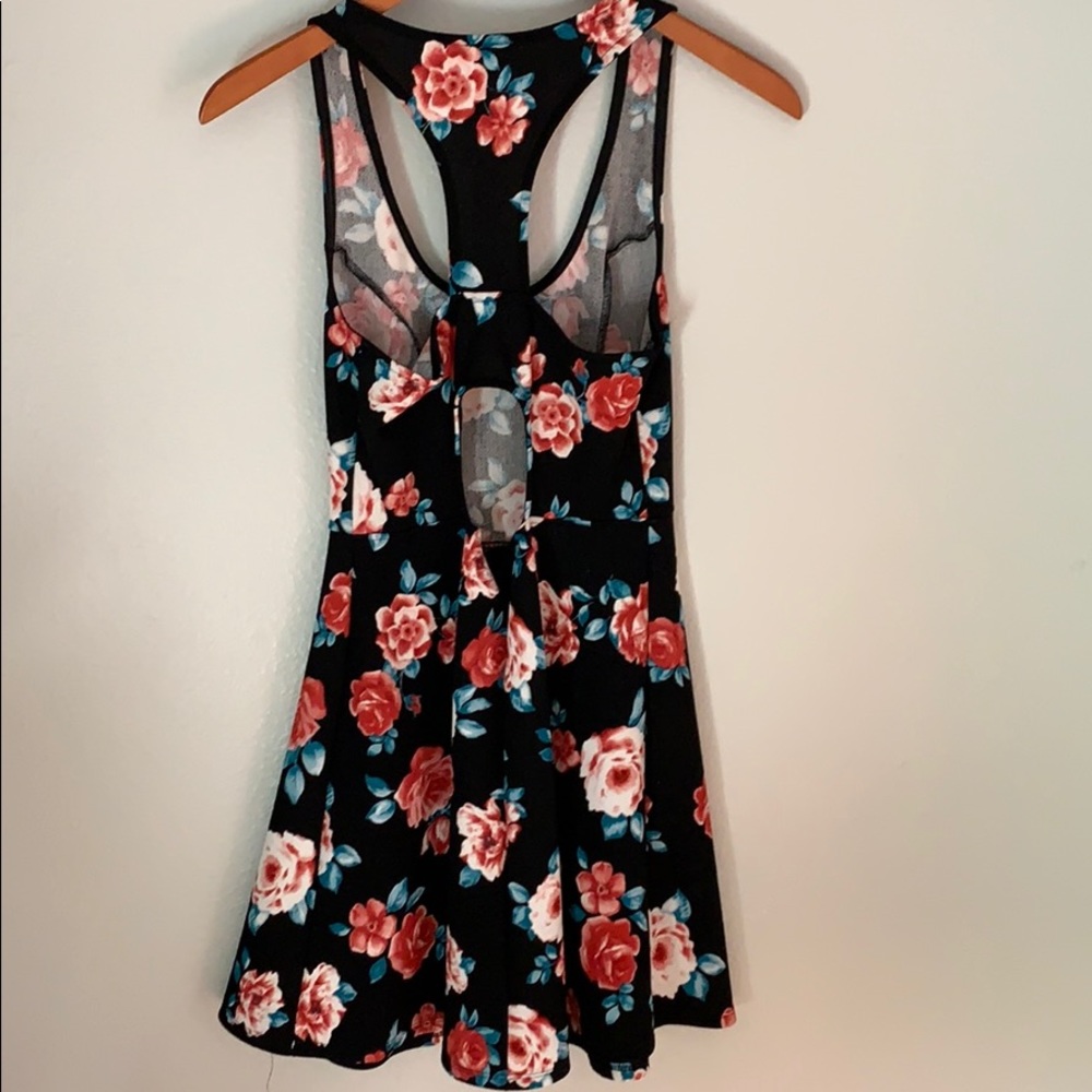 Dress - Picture 2 of 3